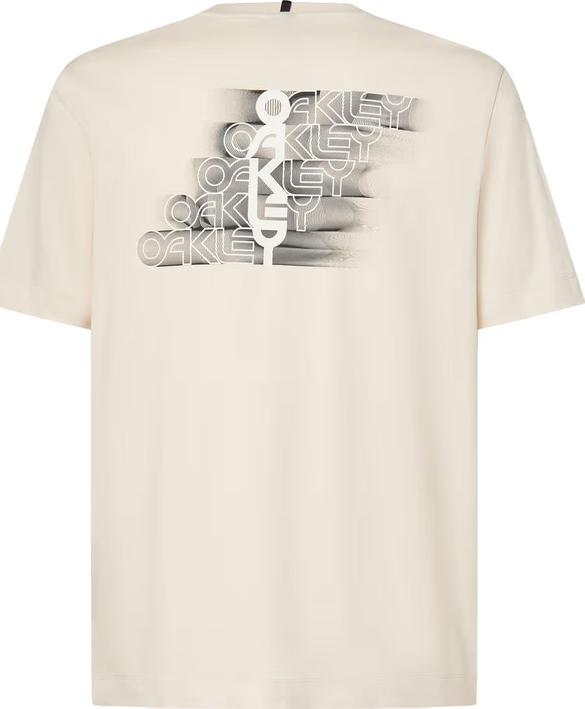 Camiseta Stacked Flow